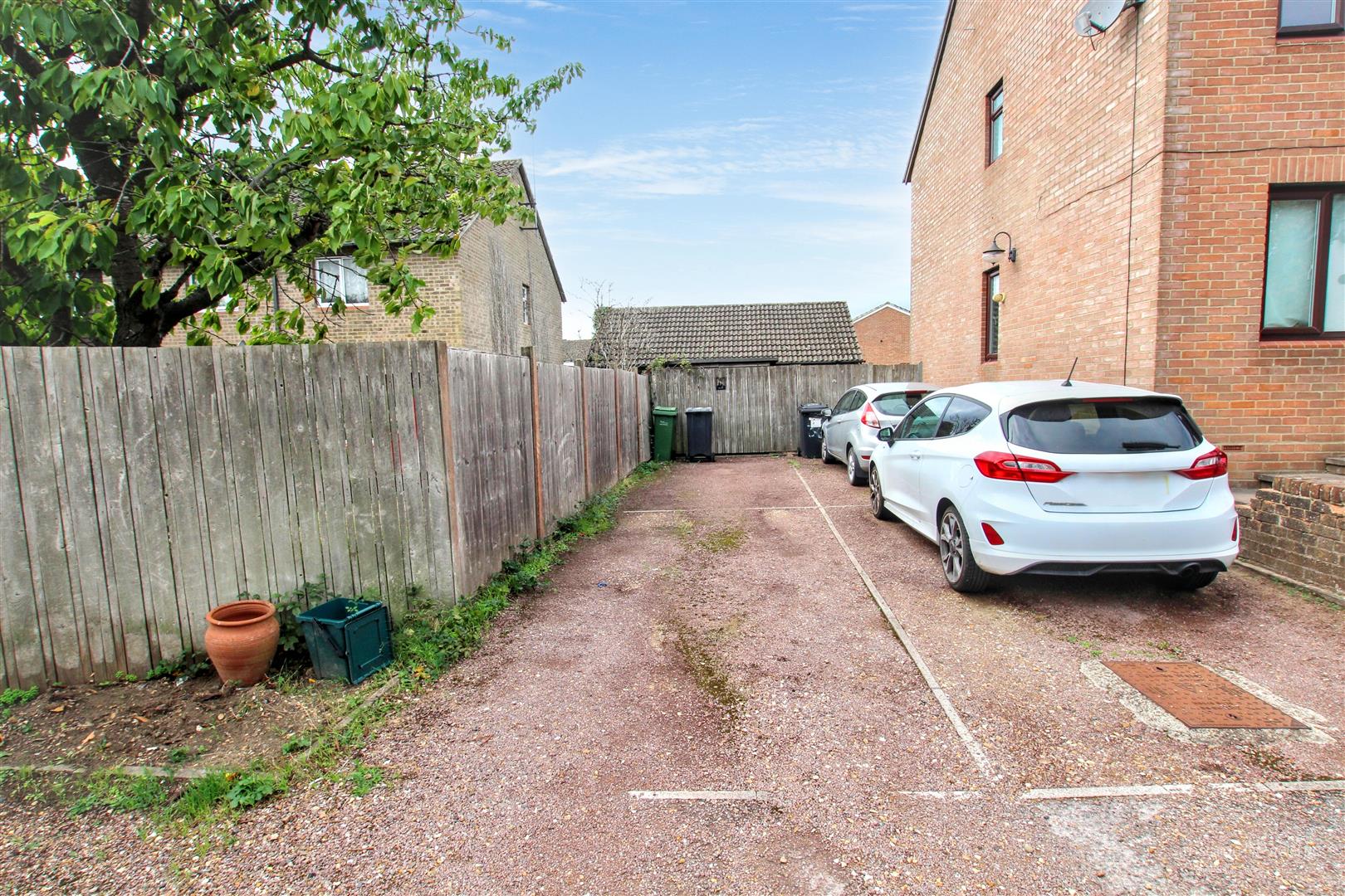 Latimer Drive, Calcot, Reading